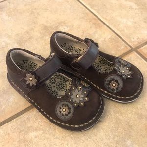 Stride Rite girls shoes. Size 6.5W